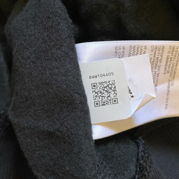 The North Face Men’s Half Dome Pullover Hoodie In Black - Picture 4 of 5